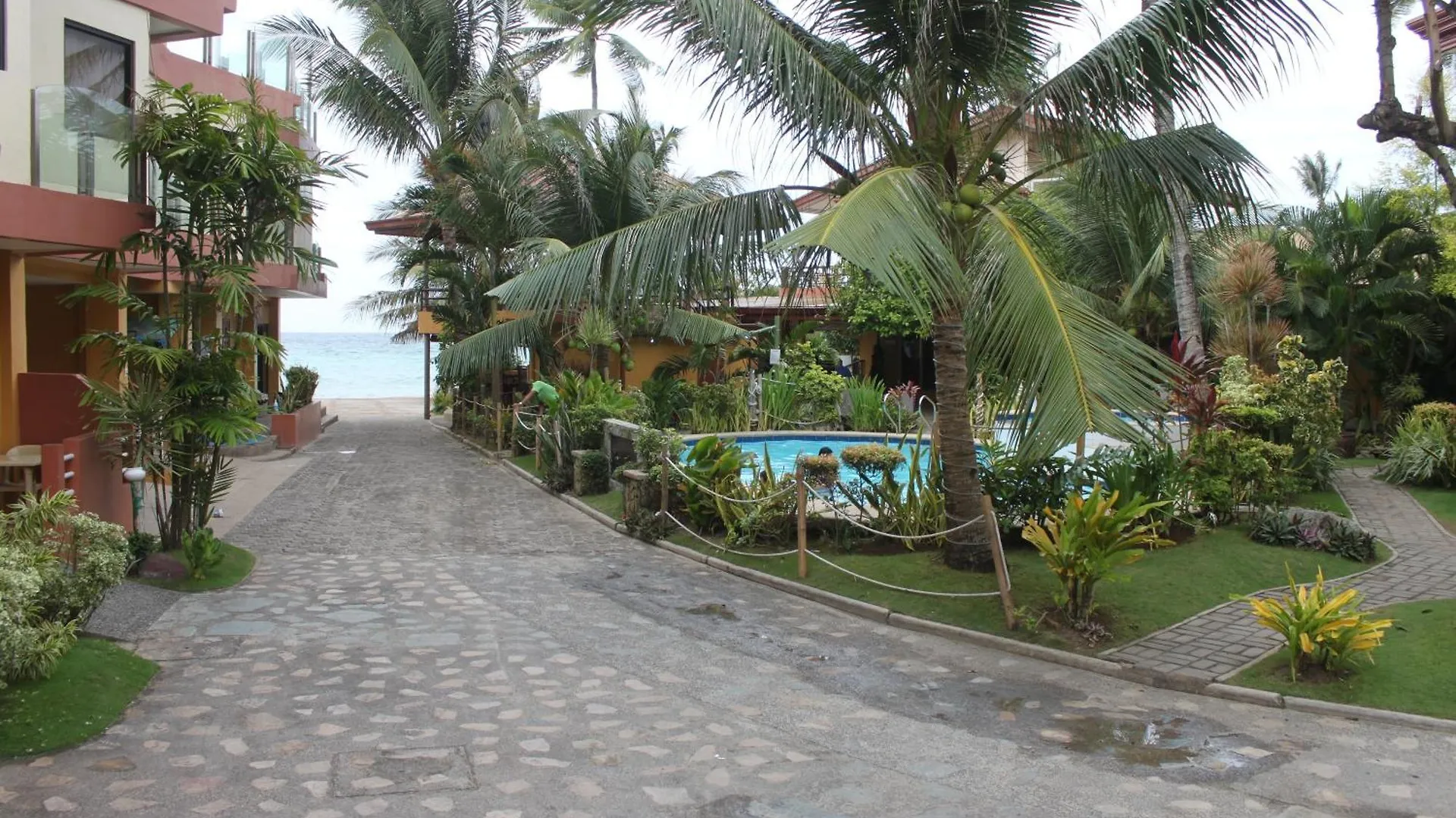 Lost Horizon Beach Dive Resort Panglao